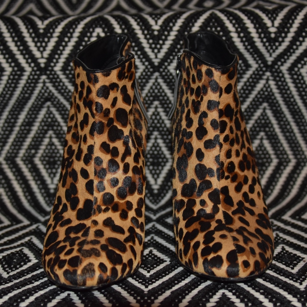 Leopard print calf-hair booties - size 6